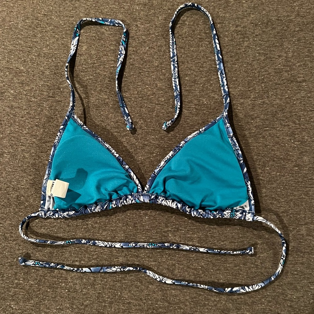 String Bikini Top and Bottom - Picture 3 of 7